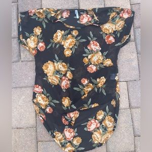 Live 4 Truth Sheer floral top